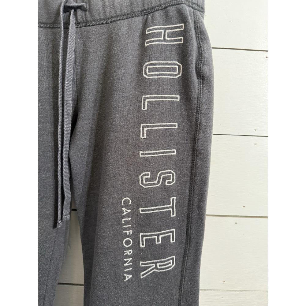 Hollister Embroidered Spellout Sweatpants Gray Women's Small Y2K Preppy - Picture 2 of 4